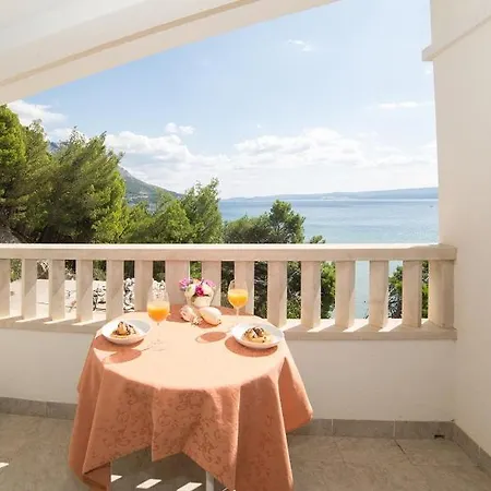 Nada Guest house Duce